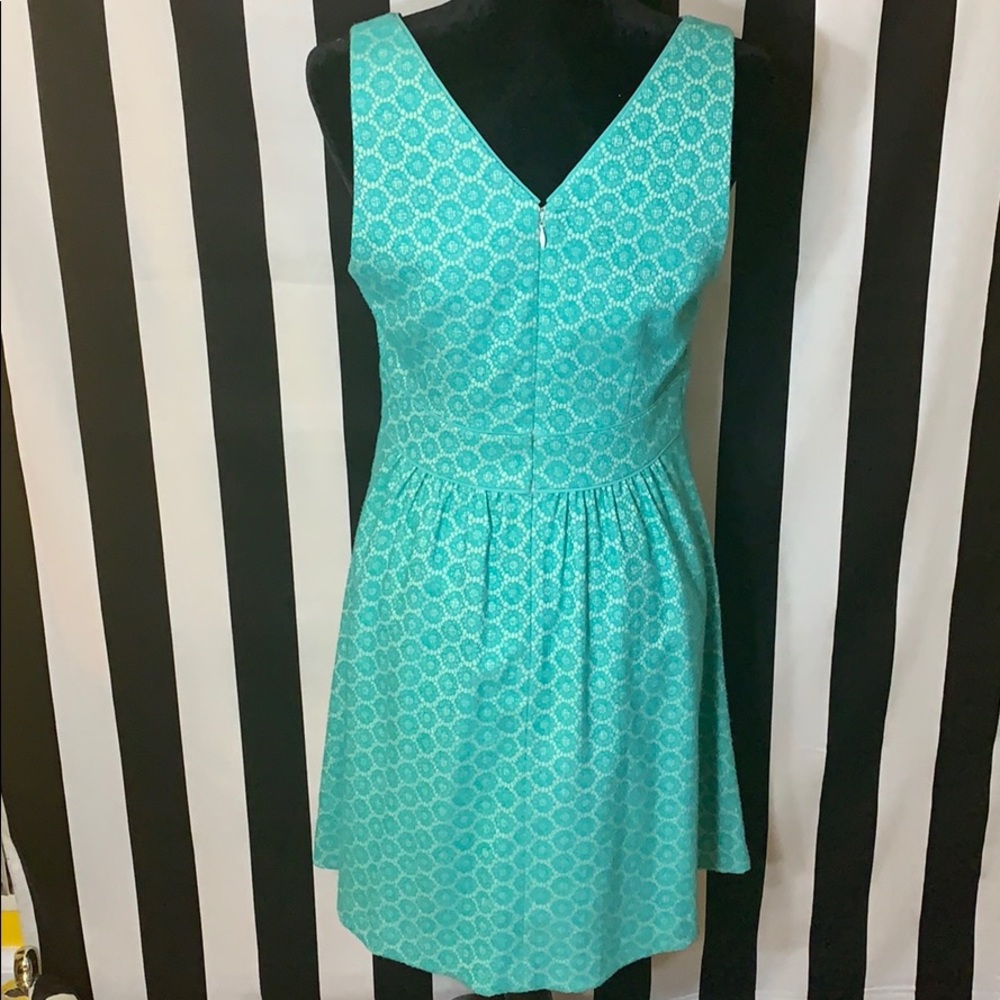 🎉2 for $15💥Limited sleeveless dress, EUC🎉 - Picture 4 of 5